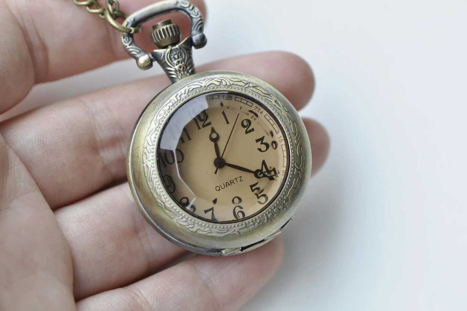1 PC Antique Bronze Faceted Glass Cover Pocket Watch Necklace
