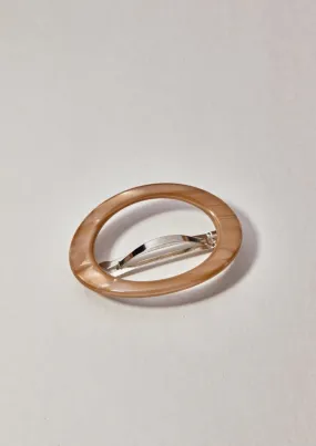 Jess Barrette, Beige