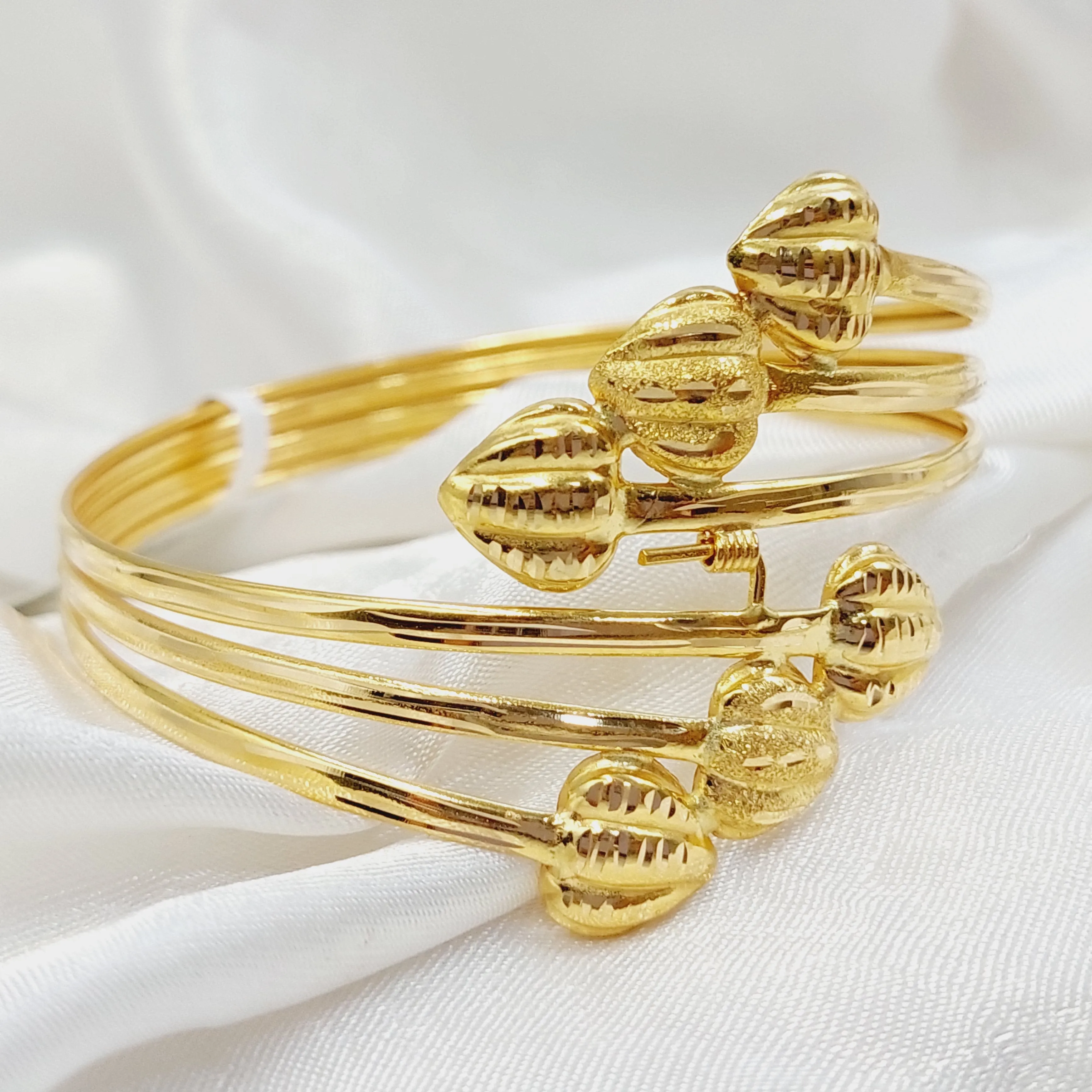 Two Ranges Heart Bracelet